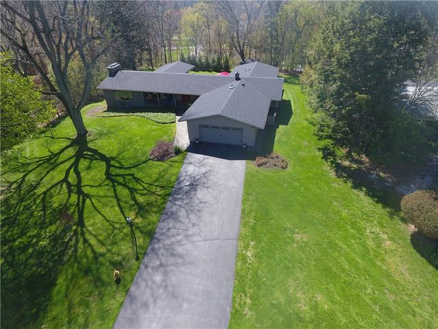 57 Hickory Ridge Road, Penfield, NY 14625