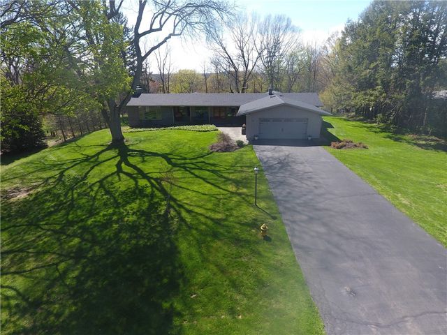 57 Hickory Ridge Road, Penfield, NY 14625