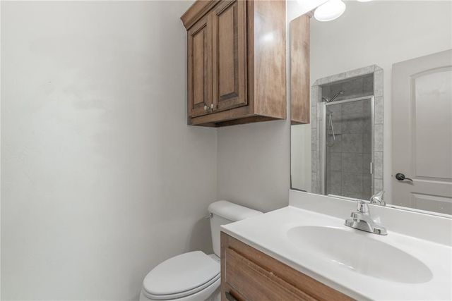 4108 Hidden Lake Circle, Moore, OK 73160