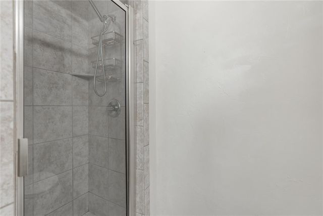 4108 Hidden Lake Circle, Moore, OK 73160