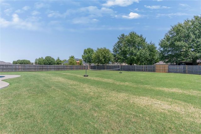 4108 Hidden Lake Circle, Moore, OK 73160