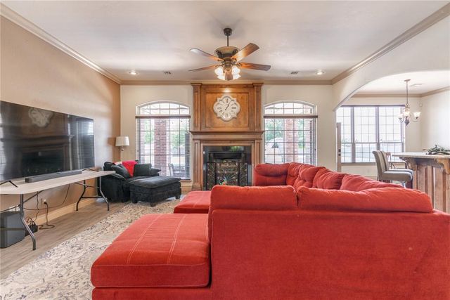 4108 Hidden Lake Circle, Moore, OK 73160