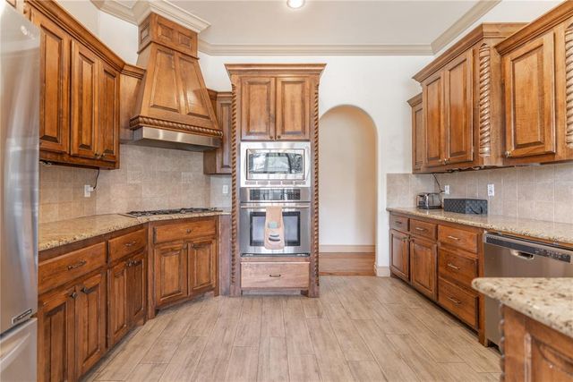 4108 Hidden Lake Circle, Moore, OK 73160