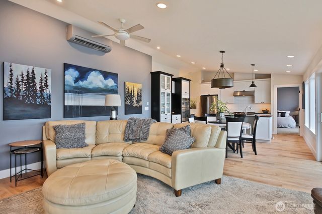 2999 Saratoga Road, Langley, WA 98260