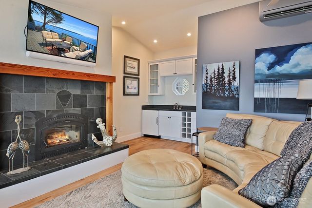 2999 Saratoga Road, Langley, WA 98260