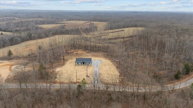 1690 Lucas Ridge, Waverly, TN 37185