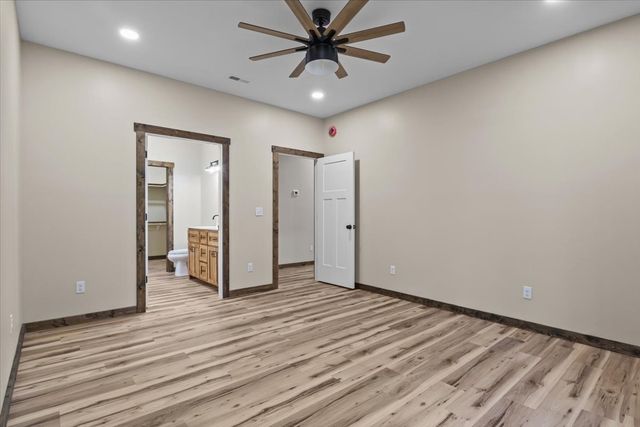 1690 Lucas Ridge, Waverly, TN 37185