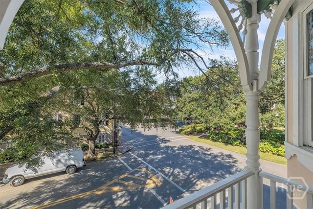 32 Habersham Street, Savannah, GA 31401