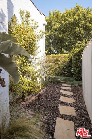 2813 Herkimer Street, Los Angeles, CA 90039