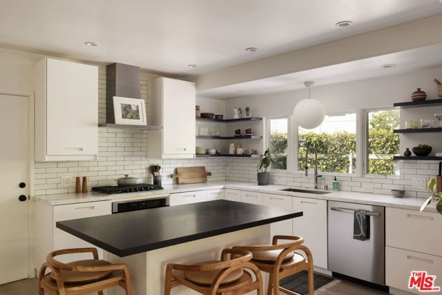 2813 Herkimer Street, Los Angeles, CA 90039