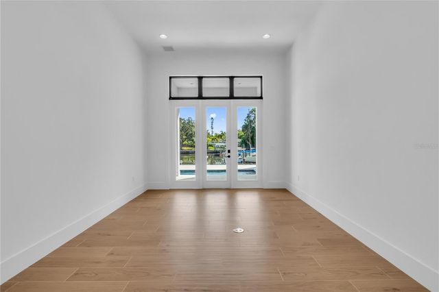 7125 WESTMORELAND DRIVE, Sarasota, FL 34243