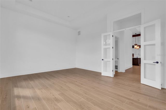 7125 WESTMORELAND DRIVE, Sarasota, FL 34243