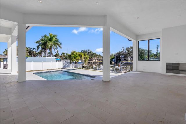 7125 WESTMORELAND DRIVE, Sarasota, FL 34243