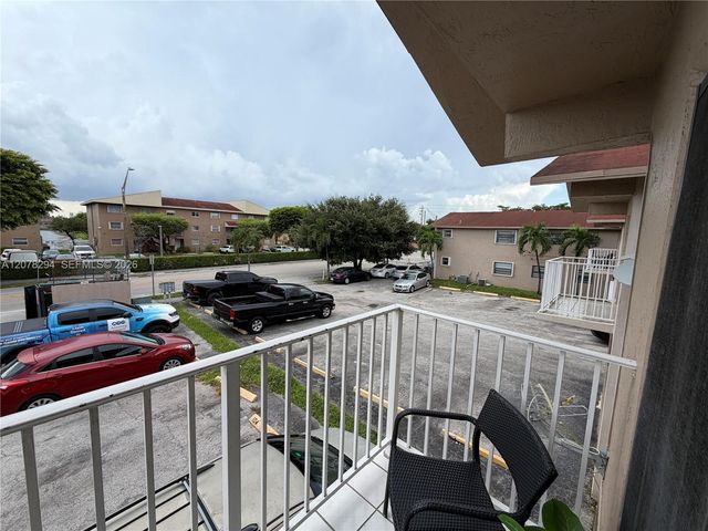 5935 W 26th Avenue 204, Hialeah, FL 33016