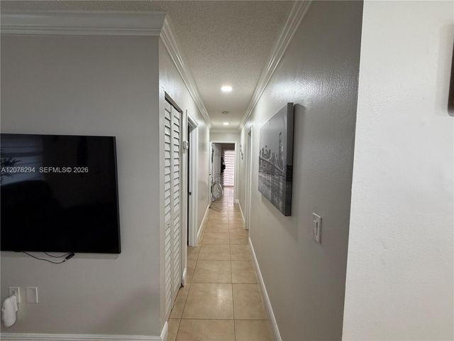 5935 W 26th Avenue 204, Hialeah, FL 33016