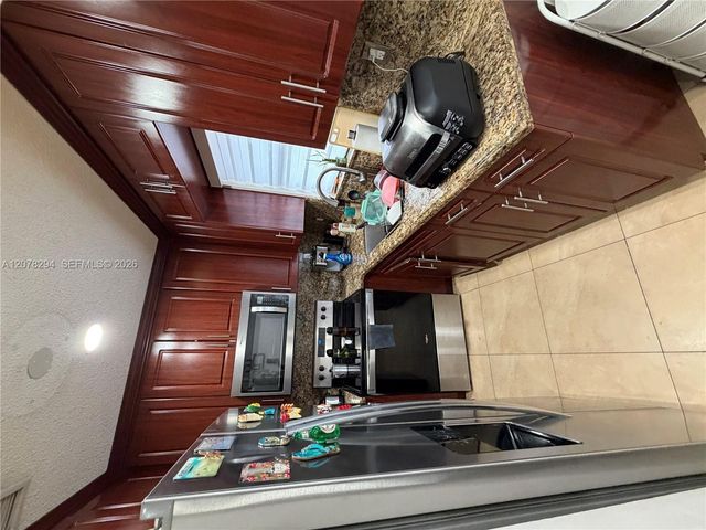 5935 W 26th Avenue 204, Hialeah, FL 33016
