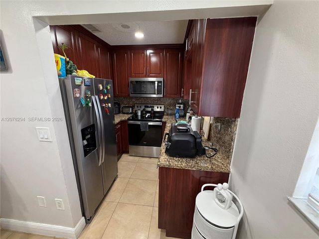 5935 W 26th Avenue 204, Hialeah, FL 33016