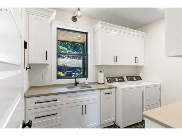 3522 BALM St S, Salem, OR 97302