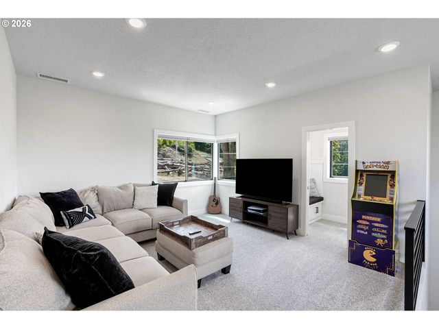3522 BALM St S, Salem, OR 97302