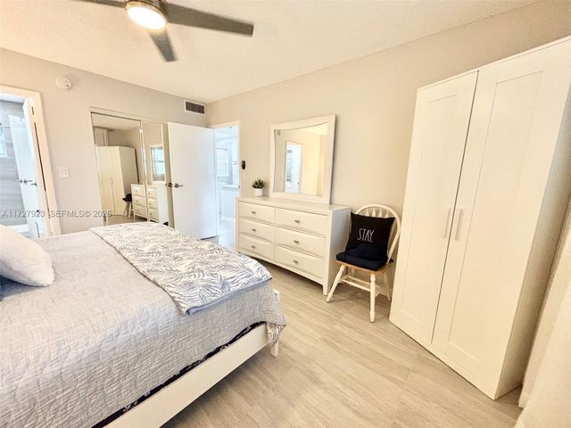 3405 NW 48th Avenue 407, Lauderdale Lakes, FL 33319