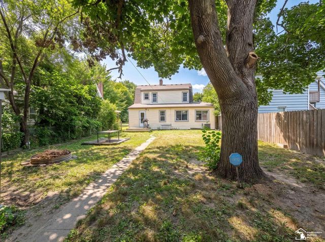 711 Harrison Street, Monroe, MI 48161