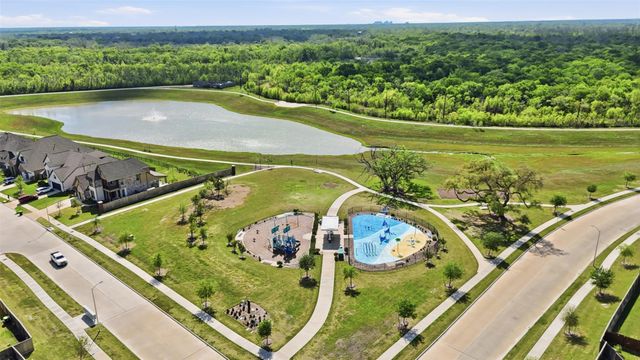 4707 Great Acre Lane, Fresno, TX 77545