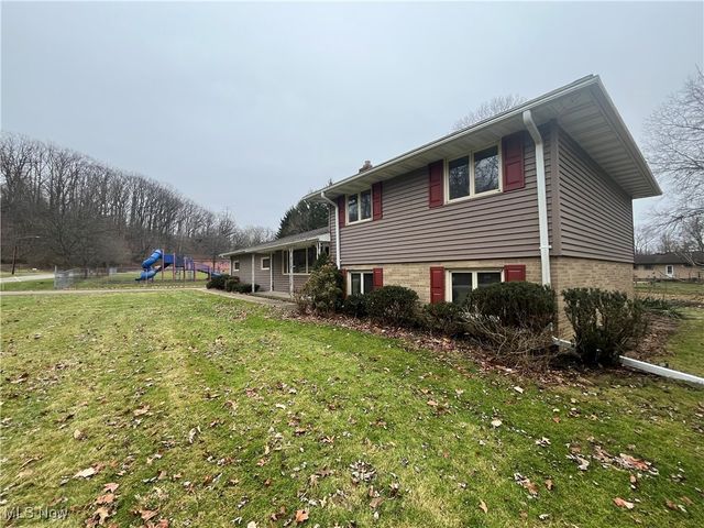 9152 Fosdick Road, Valley View, OH 44125