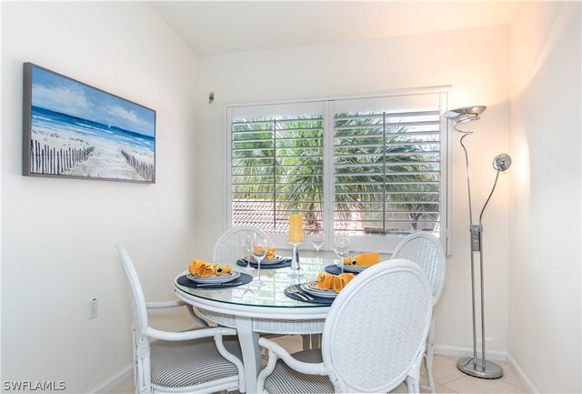 6830 Beach Resort DR 12, Naples, FL 34114