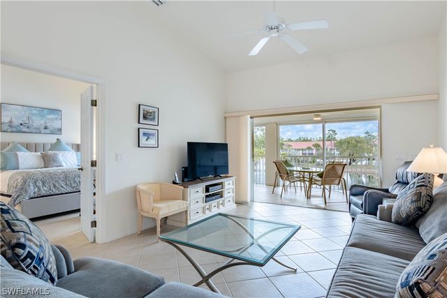 6830 Beach Resort DR 12, Naples, FL 34114