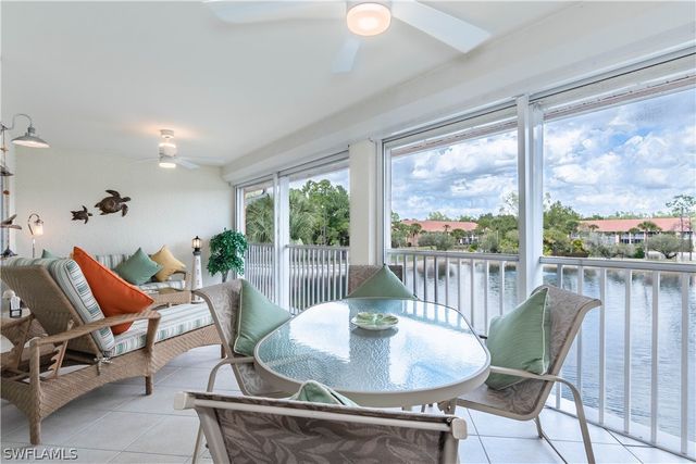 6830 Beach Resort DR 12, Naples, FL 34114