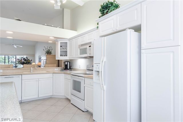 6830 Beach Resort DR 12, Naples, FL 34114