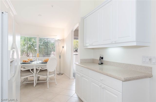 6830 Beach Resort DR 12, Naples, FL 34114