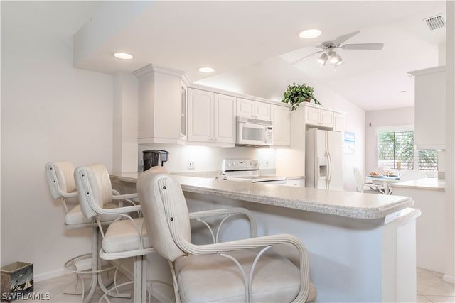 6830 Beach Resort DR 12, Naples, FL 34114