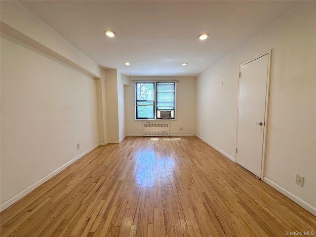 270 N Broadway 2HI, Yonkers, NY 10701