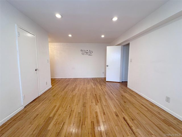 270 N Broadway 2HI, Yonkers, NY 10701