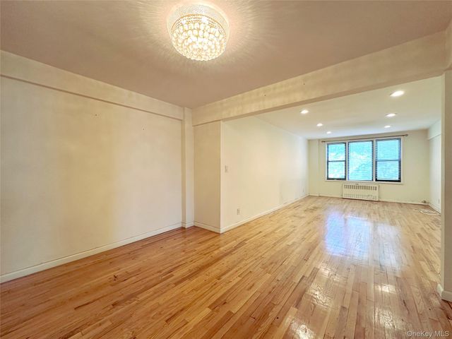 270 N Broadway 2HI, Yonkers, NY 10701