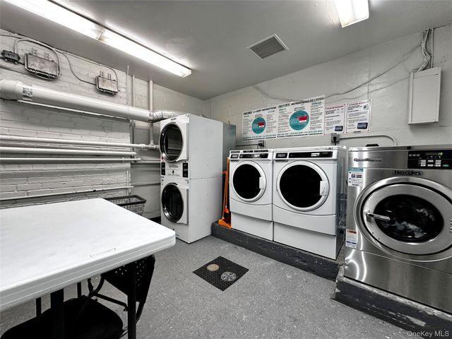 270 N Broadway 2HI, Yonkers, NY 10701