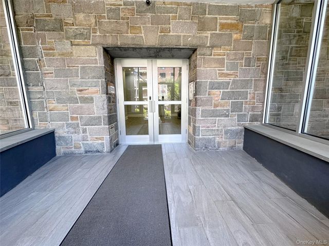 270 N Broadway 2HI, Yonkers, NY 10701