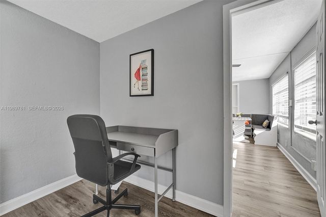 529 NW 8th St, Dania Beach, FL 33004