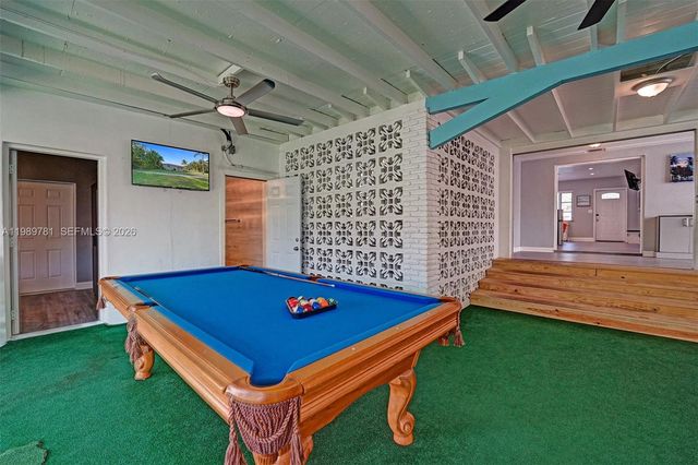 529 NW 8th St, Dania Beach, FL 33004