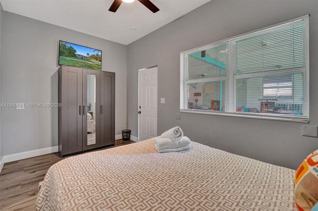 529 NW 8th St, Dania Beach, FL 33004