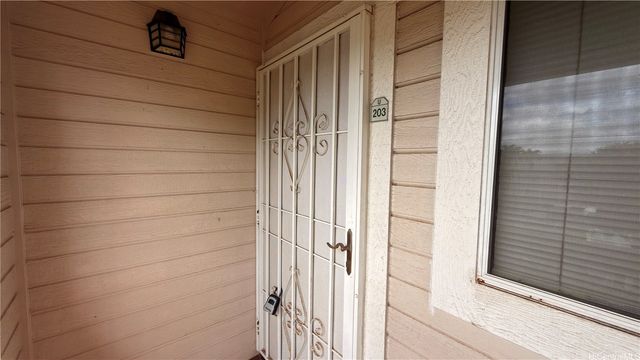 94-604 Lumiaina Street U203, Waipahu, HI 96797