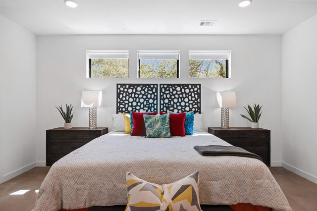 480 Starlight Village LOOP, Leander, TX 78641