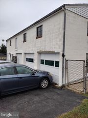 755-757 BROADWAY, Hanover, PA 17331