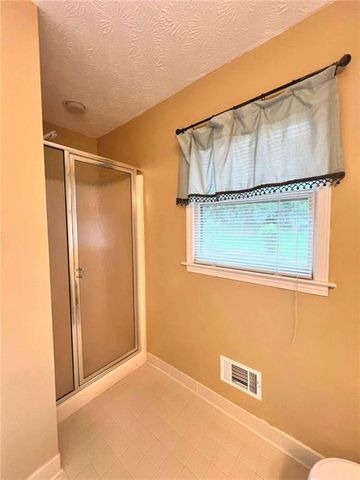 125 Wedgefield Drive, Mcdonough, GA 30252