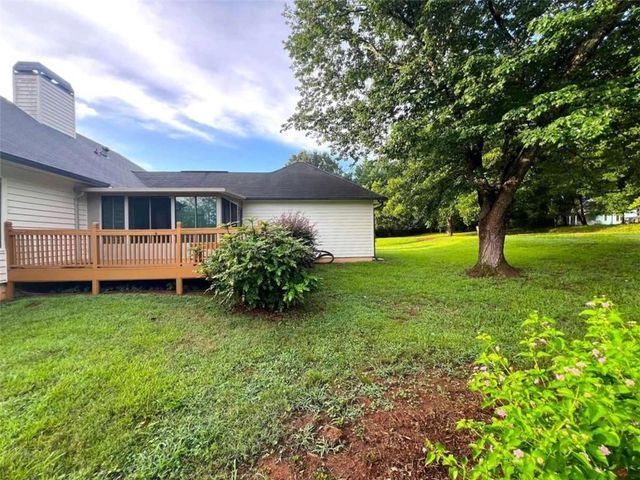 125 Wedgefield Drive, Mcdonough, GA 30252