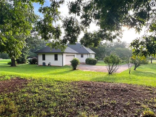 125 Wedgefield Drive, Mcdonough, GA 30252