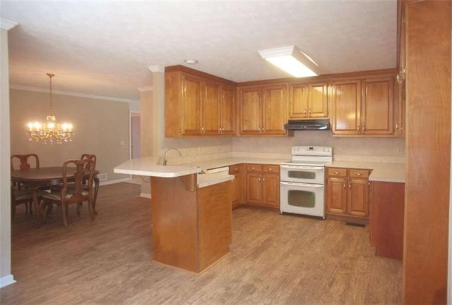 125 Wedgefield Drive, Mcdonough, GA 30252