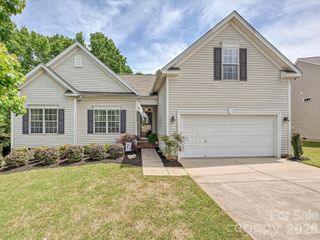 10234 Tintinhull Drive, Fort Mill, SC 29707