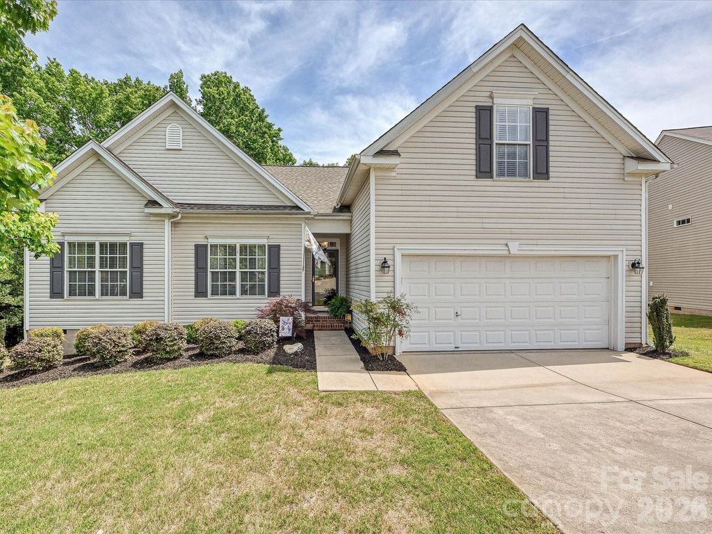 10234 Tintinhull Drive, Fort Mill, SC 29707